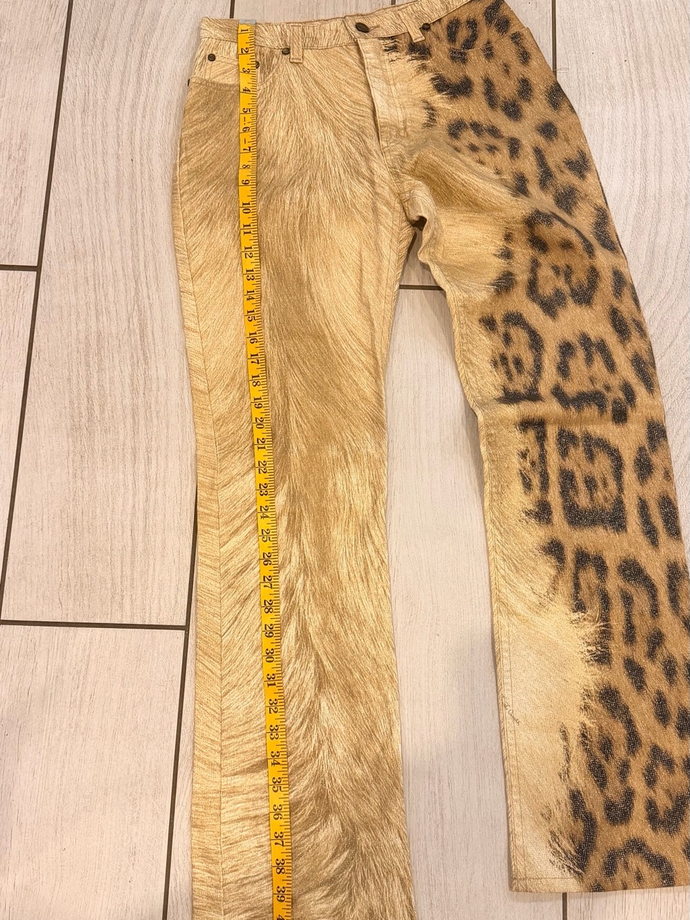 Roberto Cavalli Leopard-Print Flare Jeans in Tan and Black - Picture 12 of 15